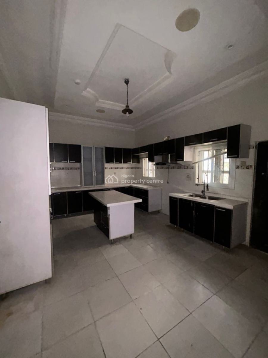 Spacious 5 Bedroom Detached Duplex + 2 Bq, Lekki Phase 1, Lekki, Lagos, Detached Duplex for Rent