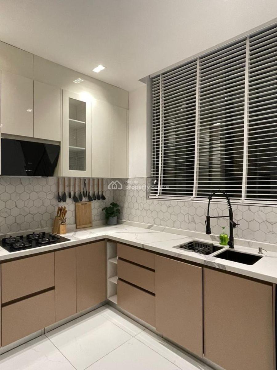 2 Bedroom Spacious and Luxurious Maisonette, Lekki Phase 1, Lekki, Lagos, House Short Let
