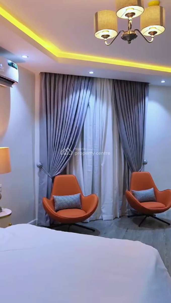 Nicely Furnished 2 Bedroom Apartment, Lekki Phase 1, Lekki, Lagos, Flat / Apartment Short Let