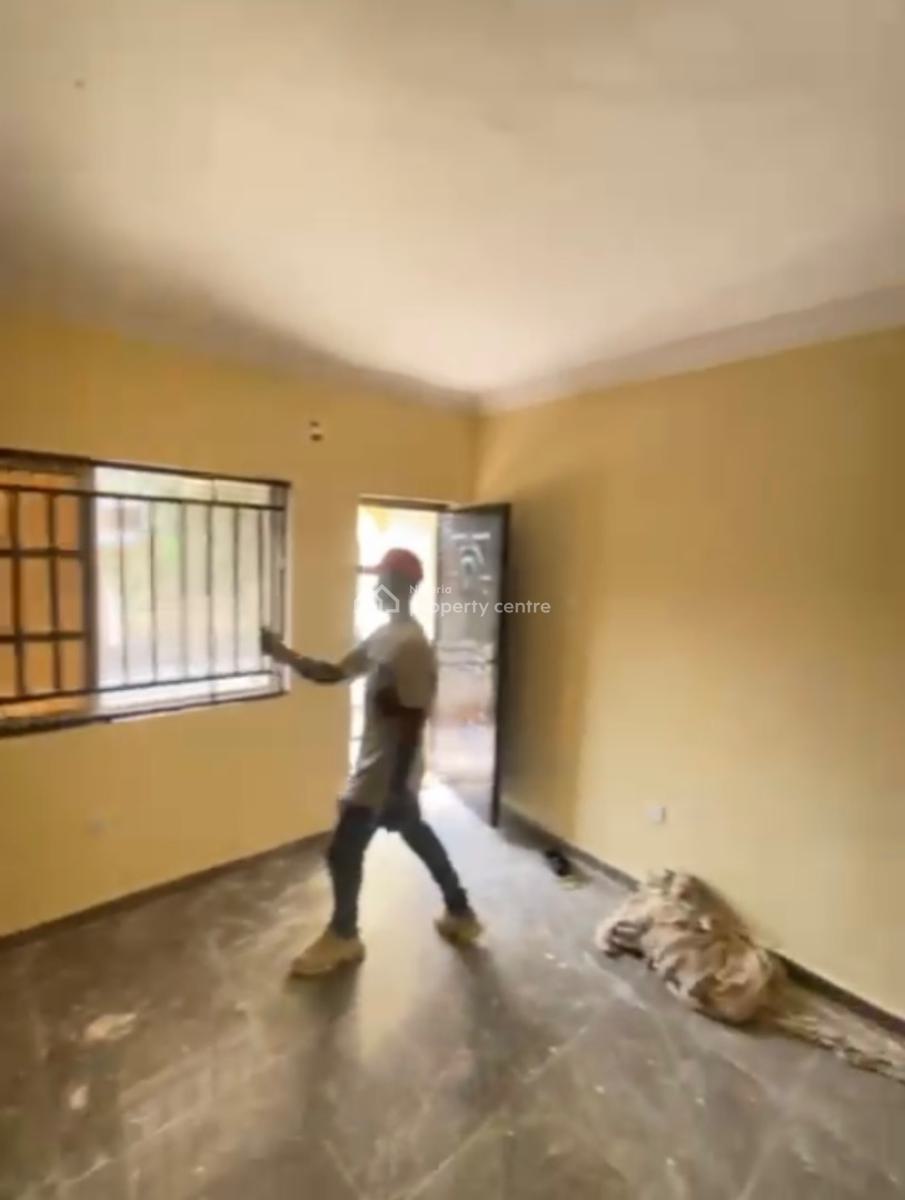 Luxurious Self-contain with Fully Fitted Kitchen Well En-suite, Ologolo, Lekki, Lagos, Self Contain (single Rooms) for Rent