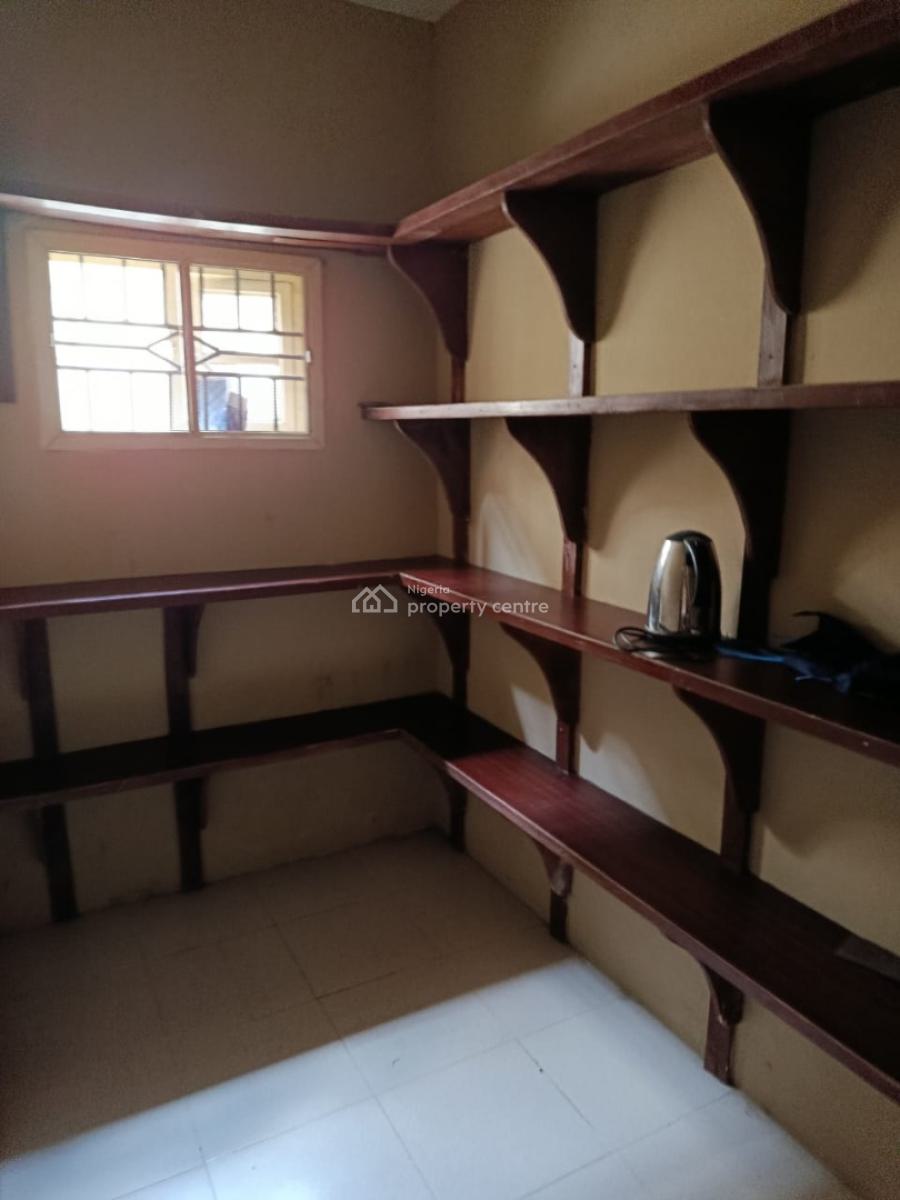 Exquisitely Well-maintained *5-bedroom Semi-det. Duplex, No Bq, in an Estate, Agungi, Lekki, Lagos, Semi-detached Duplex for Rent