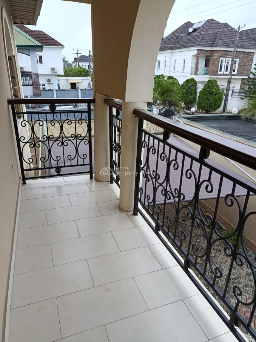 Exquisitely Well-maintained *5-bedroom Semi-det. Duplex, No Bq, in an Estate, Agungi, Lekki, Lagos, Semi-detached Duplex for Rent