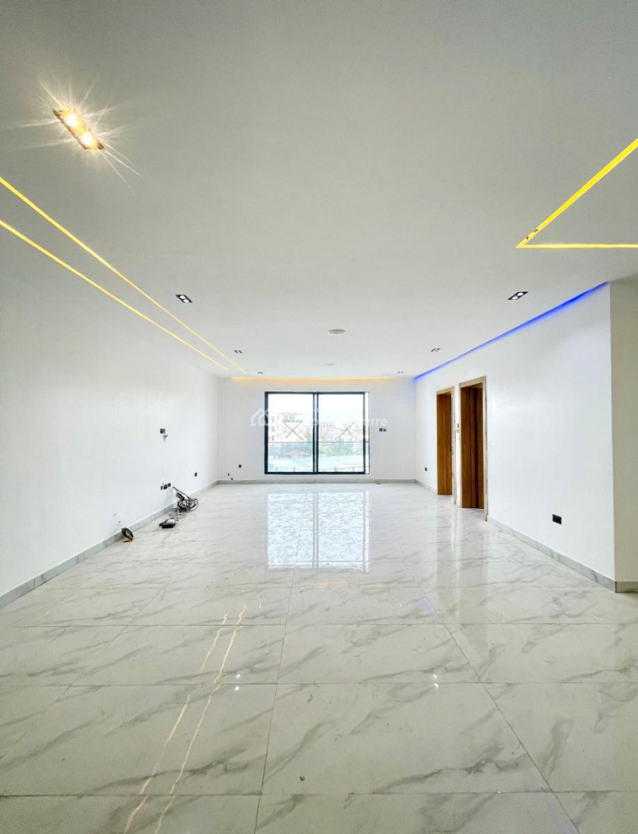 Fully Serviced 2 Bedroom Luxury Apartment with Swimming Pool, Lekki Phase 1, Lekki, Lagos, Flat / Apartment for Sale