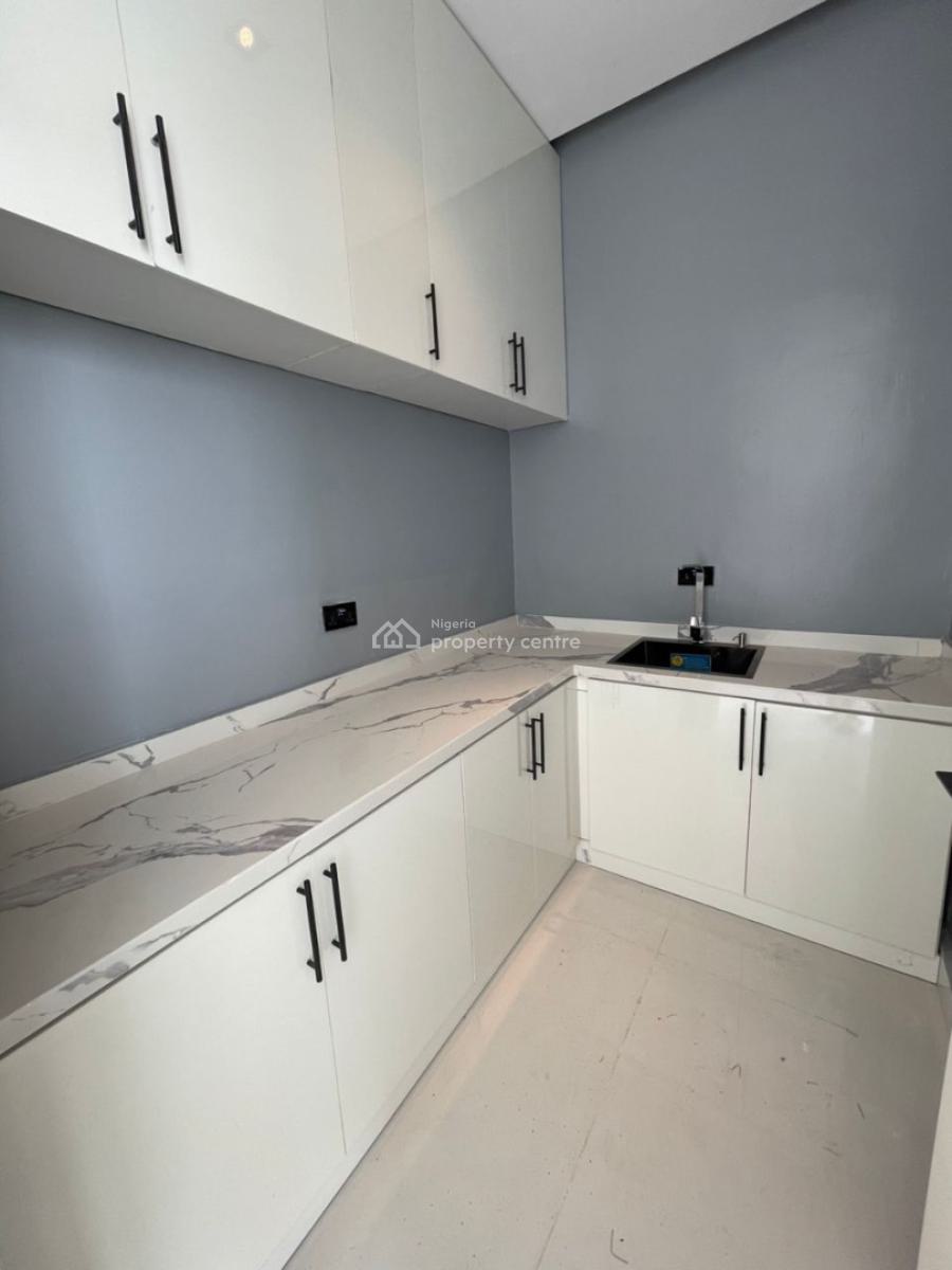 Luxurious 5 Bedroom Detached with Bq, Lekki Phase 1, Lekki, Lagos, Detached Duplex for Sale
