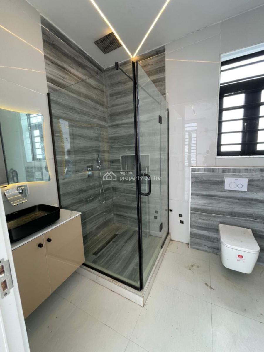 Luxurious 5 Bedroom Detached with Bq, Lekki Phase 1, Lekki, Lagos, Detached Duplex for Sale