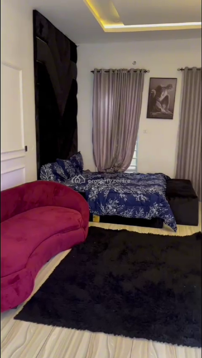 Nicely Furnished 4 Bedroom Apartment, Osapa, Lekki, Lagos, Flat / Apartment Short Let