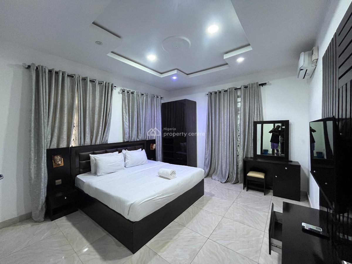 Luxury 3 Bedroom Flat with Gym and Pool, Ikeja Gra, Ikeja, Lagos, Flat / Apartment Short Let