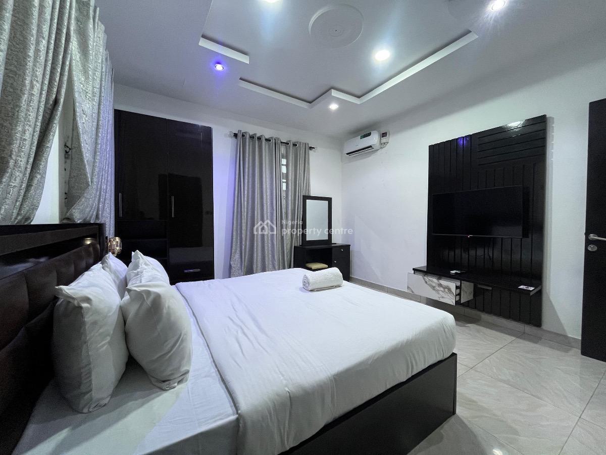 Luxury 3 Bedroom Flat with Gym and Pool, Ikeja Gra, Ikeja, Lagos, Flat / Apartment Short Let
