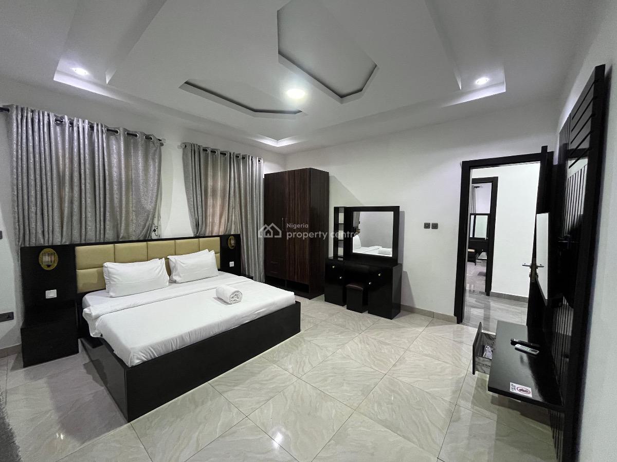 Luxury 3 Bedroom Flat with Gym and Pool, Ikeja Gra, Ikeja, Lagos, Flat / Apartment Short Let
