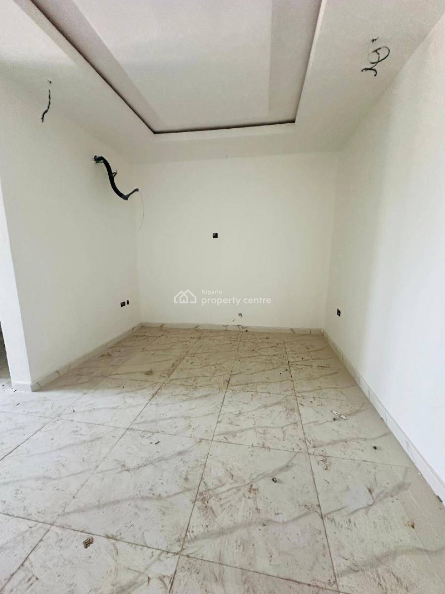 Wonderfully Built 4 Bedroom Semi Detached Duplex, Obanikoro, Shomolu, Lagos, Semi-detached Duplex for Sale