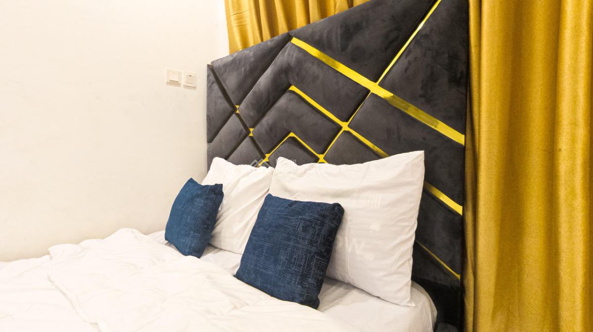 Nicely Furnished 1 Bedroom Apartment, Surulere, Lagos, Flat / Apartment Short Let