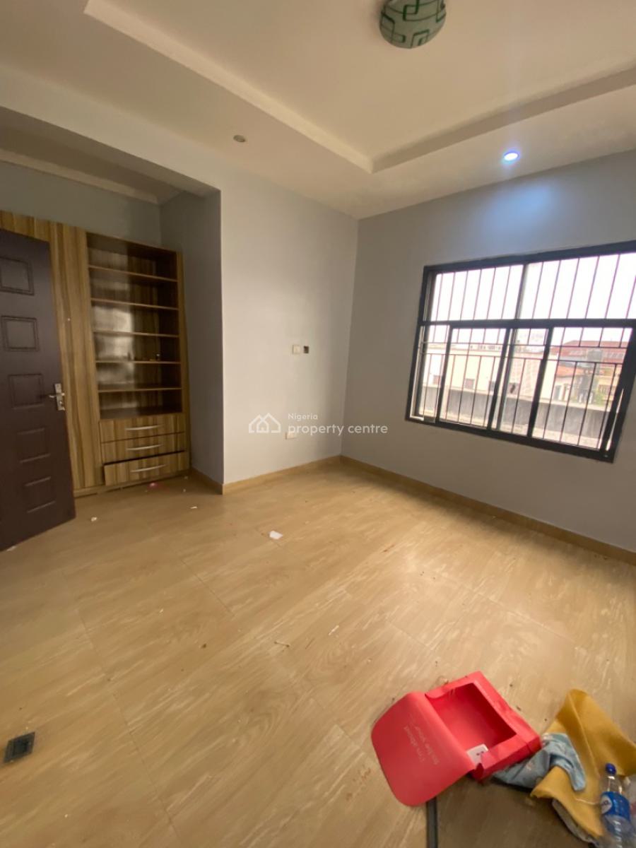 Fully Serviced 2 Bedrooms Apartments on 4floor, Ikate Lekki, Ikate Elegushi, Lekki, Lagos, Flat / Apartment for Rent