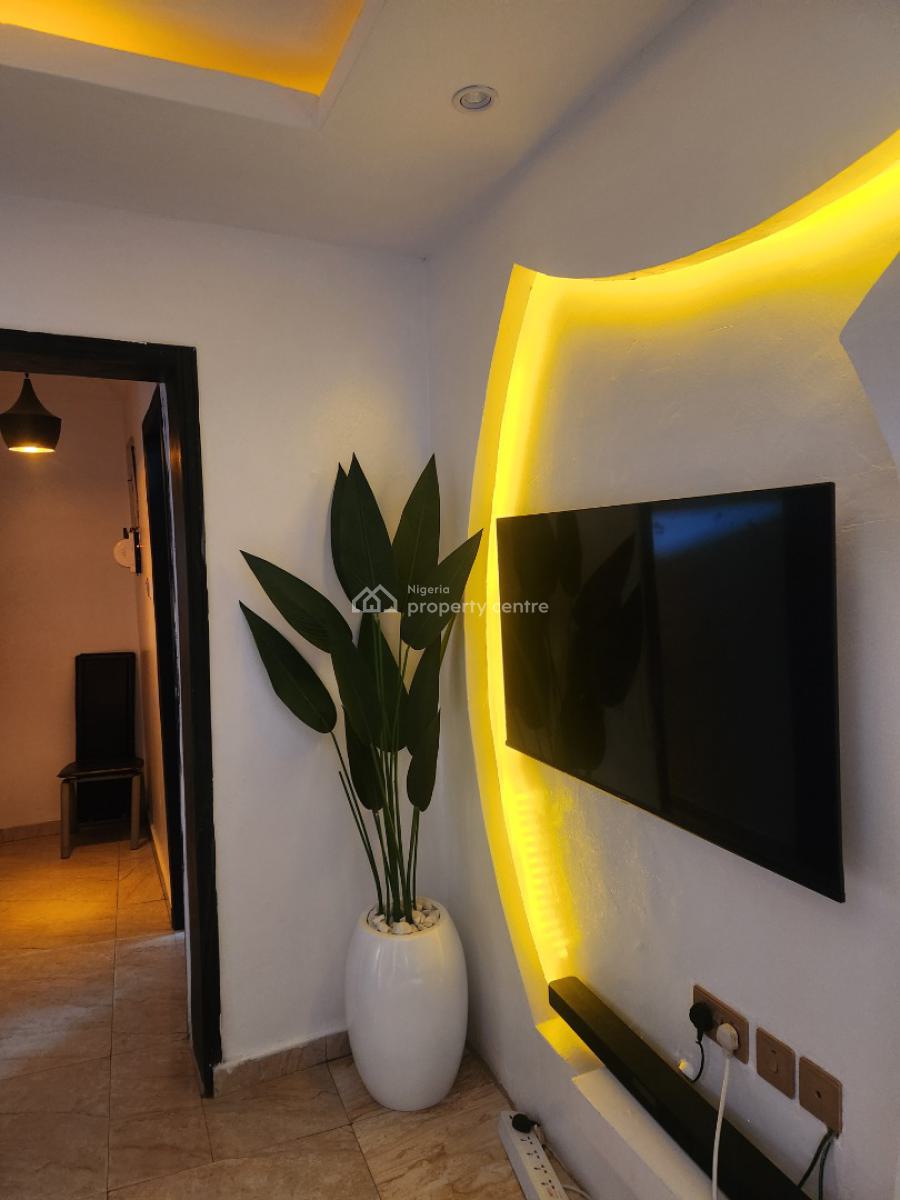 2 Bedrooms in Ogudu, Off Ogudu Road, Ogudu, Lagos, Flat / Apartment Short Let