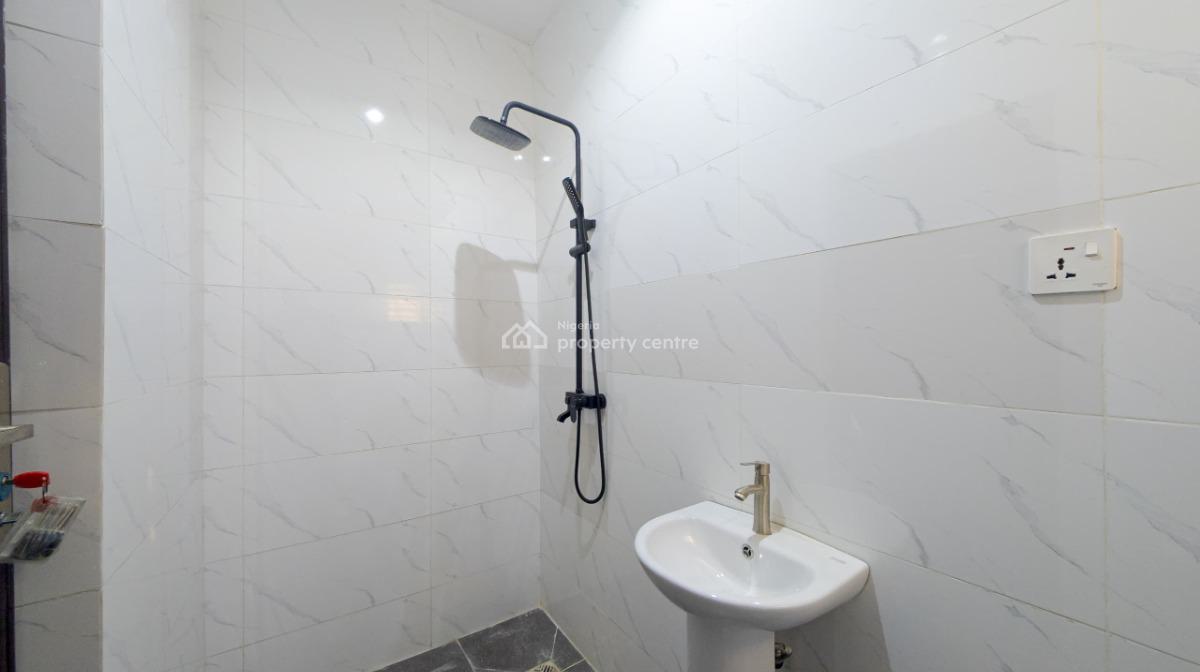 Nicely Furnished Studio Apartment, Surulere, Lagos, Flat / Apartment Short Let