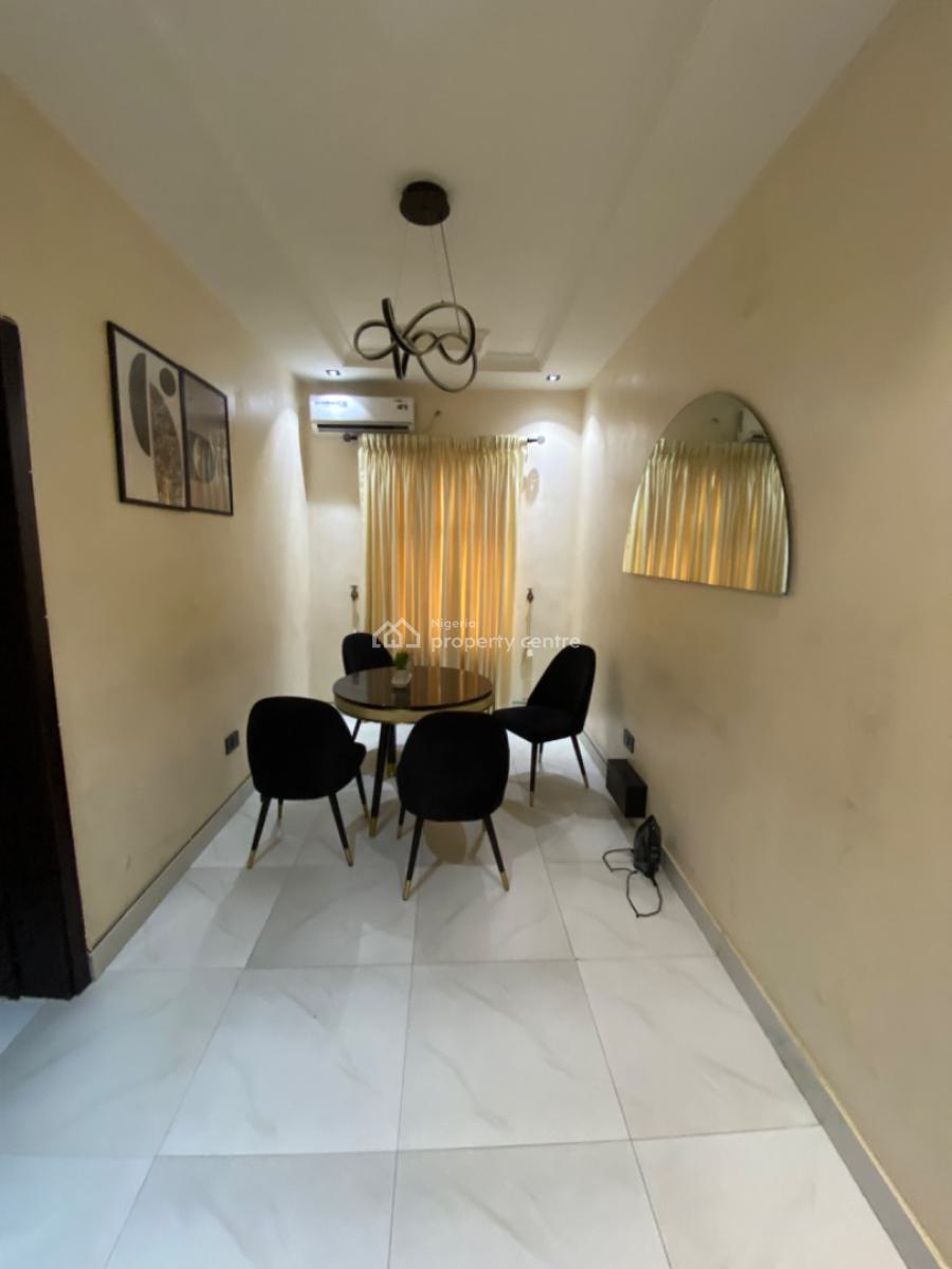 Fully Furnished 2 Bedrooms Apartments  Upstairs, Ikate Lekki, Ikate Elegushi, Lekki, Lagos, Flat / Apartment for Rent