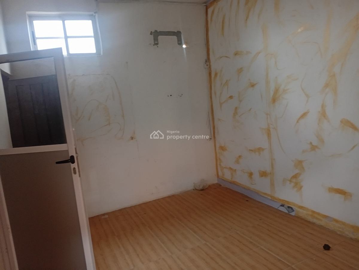 a Decent Big Roomsef Flat Office Space Upstairs with Personal Toilet, Along Akowonjo Busy Road, Akowonjo Alimosho, Egbeda, Alimosho, Lagos, Office Space for Rent