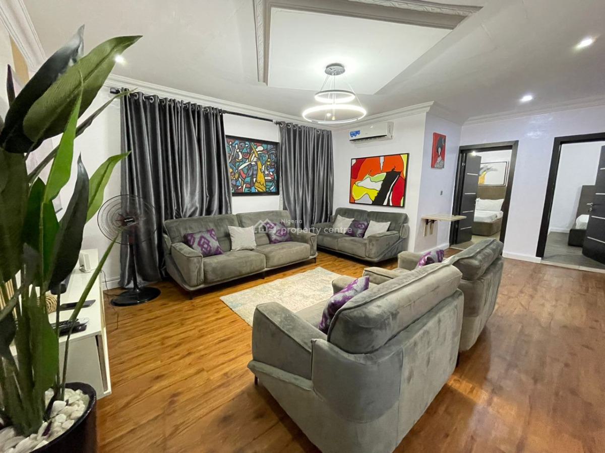 Nicely Furnished 2 Bedroom Apartment, Magodo, Lagos, Flat / Apartment Short Let