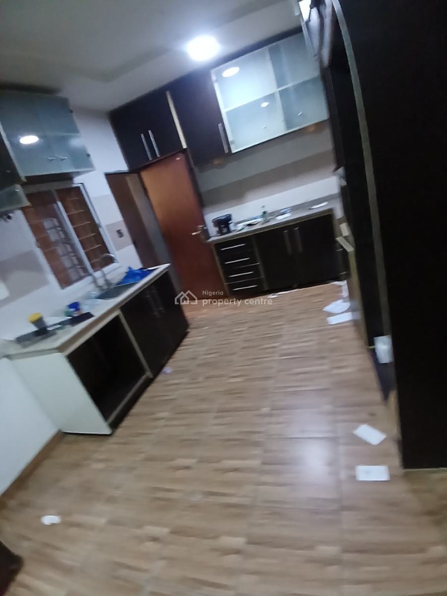 Well Renovated  4 Bedroom Terrace Duplex with 1room Bq, Guzape Abuja Diplomatic Zone, Guzape District, Abuja, Terraced Duplex for Rent