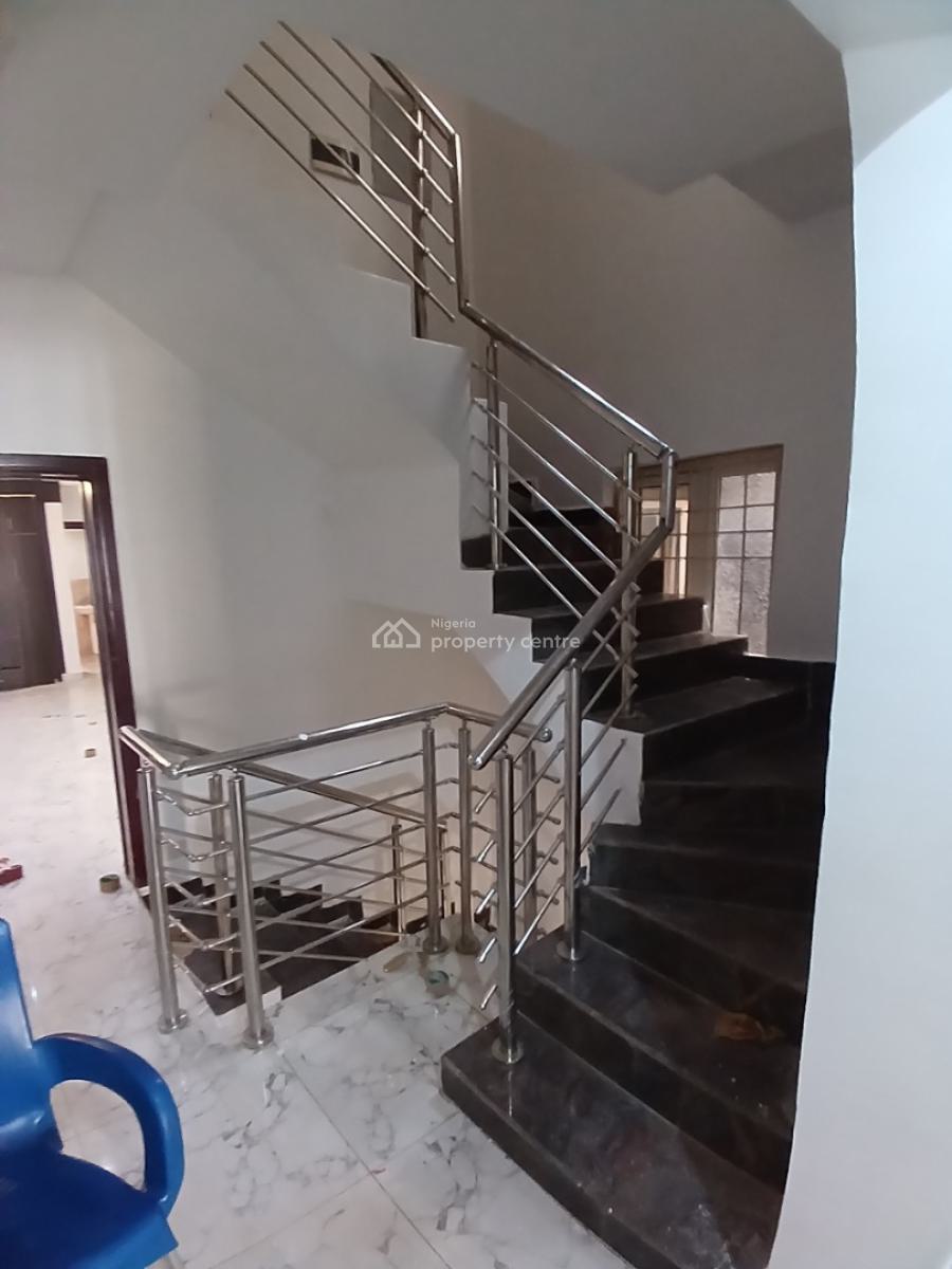 Well Renovated  4 Bedroom Terrace Duplex with 1room Bq, Guzape Abuja Diplomatic Zone, Guzape District, Abuja, Terraced Duplex for Rent