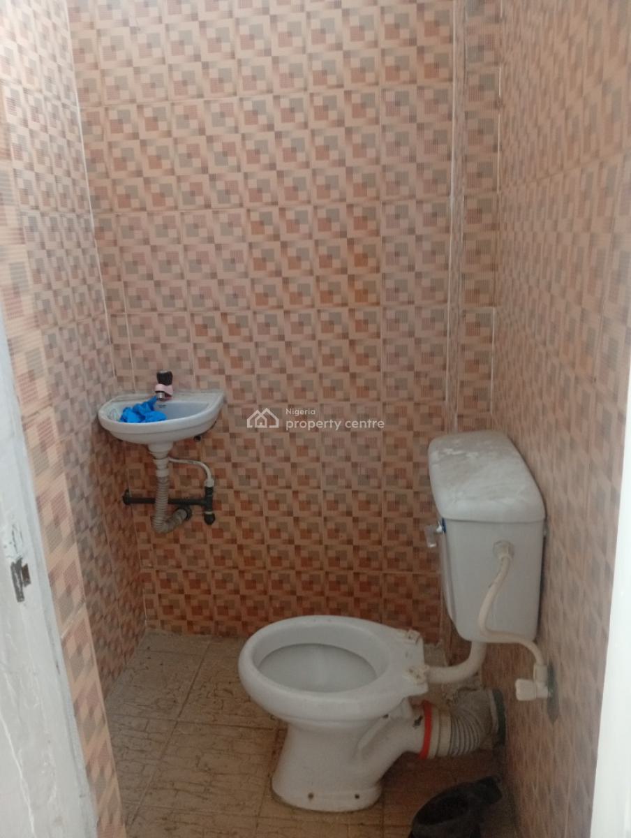 a Decent Double Big Room Office Space Upstairs with 2 Personal Toilet, Along Akowonjo Road Alimosho Lagos, Egbeda, Alimosho, Lagos, Office Space for Rent