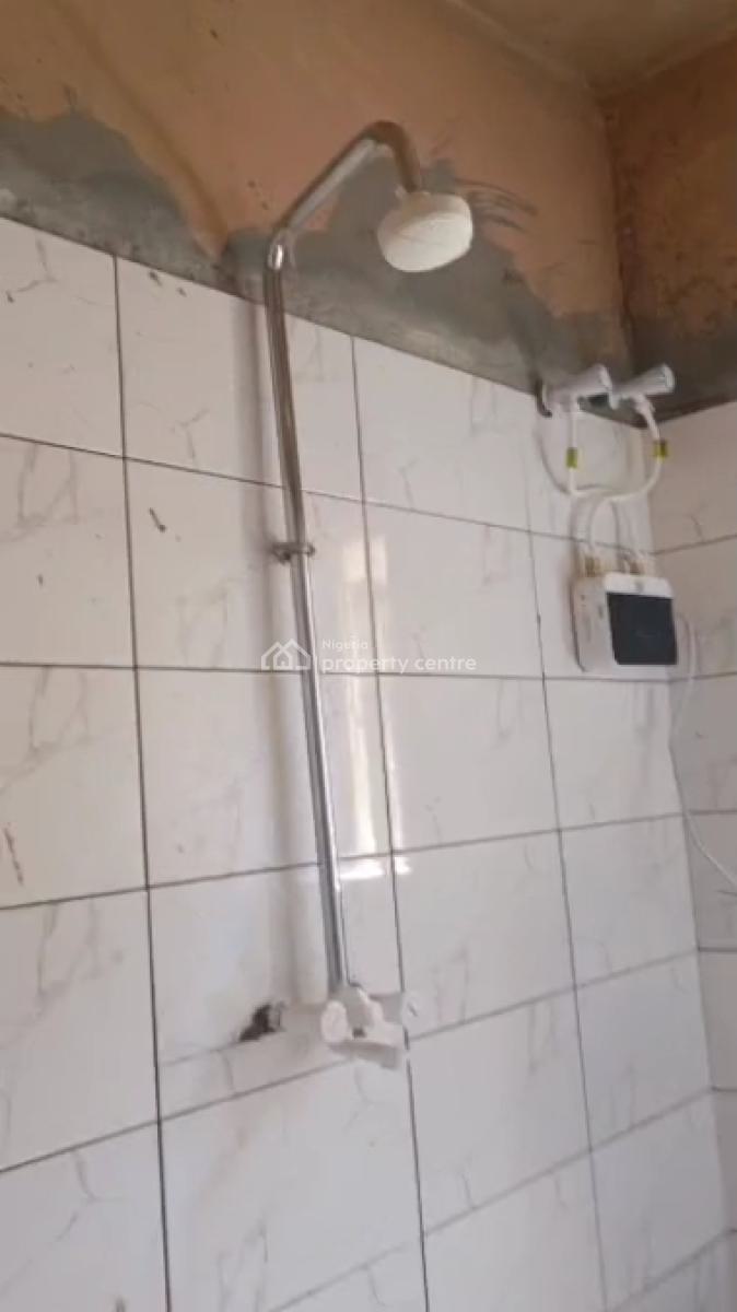 Spacious and Very Decent Miniflat Roy, Yaba, Yaba, Lagos, Mini Flat (room and Parlour) for Rent