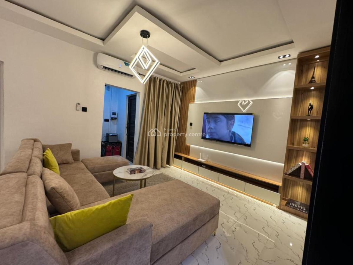 Nicely Furnished 1 Bedroom Apartment, Onike, Yaba, Lagos, Flat / Apartment Short Let