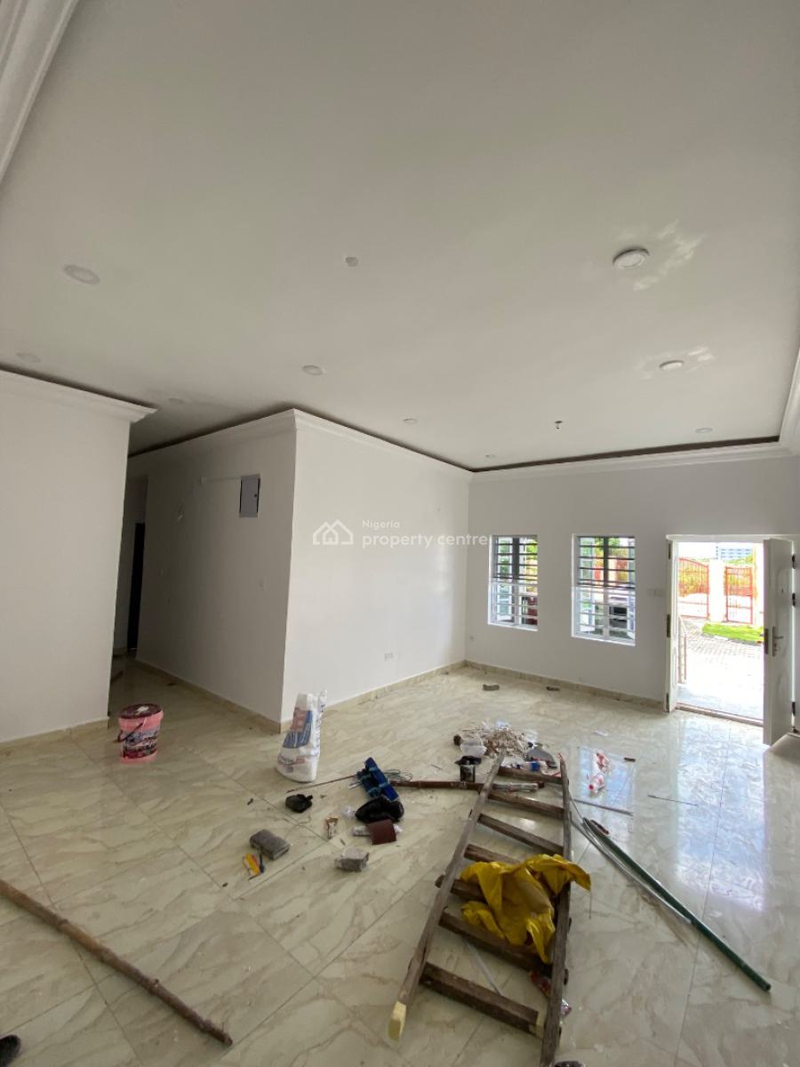Well Maintained 3 Bedroom Flat, Abijo Gra, Sangotedo, Ajah, Lagos, Flat / Apartment for Rent