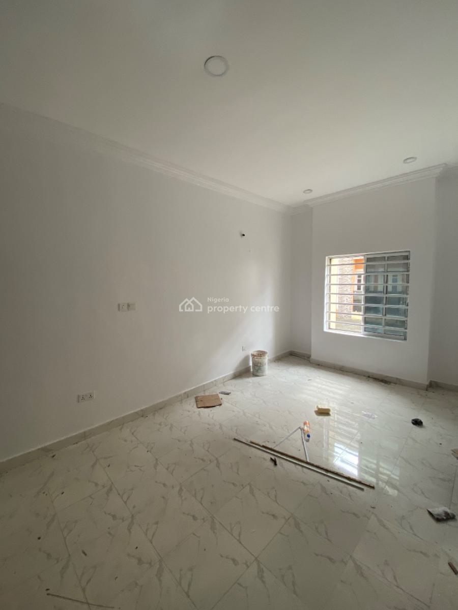 Well Maintained 3 Bedroom Flat, Abijo Gra, Sangotedo, Ajah, Lagos, Flat / Apartment for Rent