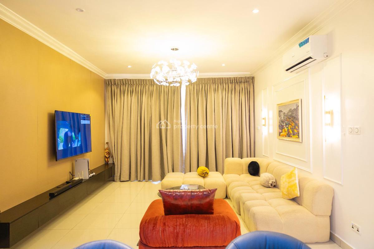 Serviced 2bedroom Terrace Duplex(self Compound) Available, Lekki Phase 1, Lekki, Lagos, Flat / Apartment Short Let