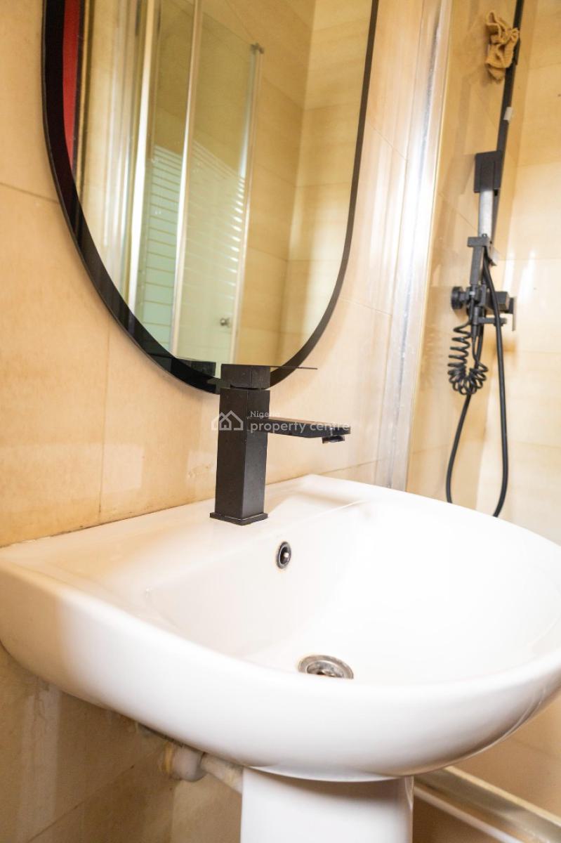 Serviced 2bedroom Terrace Duplex(self Compound) Available, Lekki Phase 1, Lekki, Lagos, Flat / Apartment Short Let