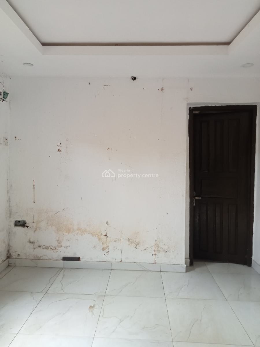 Neatly Used 2 Rooms Mini Flat, Off Olaniyi, New Oko-oba, Agege, Lagos, Mini Flat (room and Parlour) for Rent