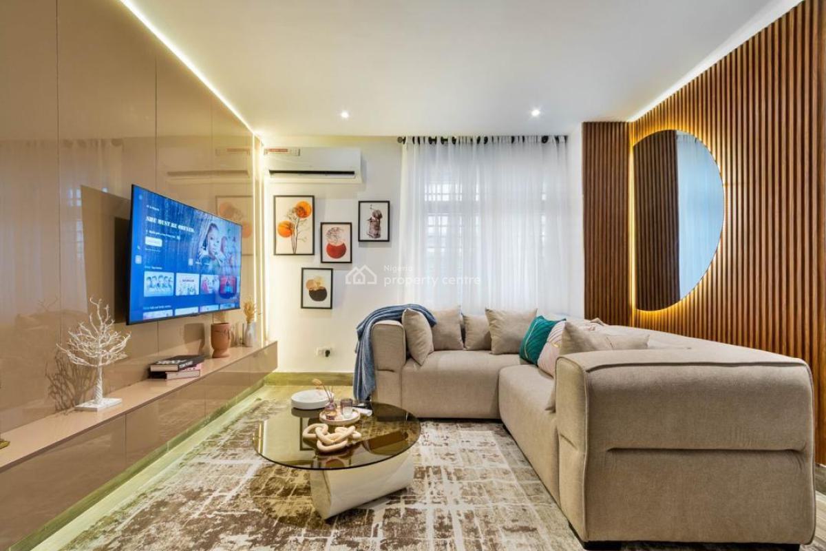 Brand New Cozy 1 Bedroom Apartment with Ps5, Treadmill, Bathrobe & Bal, Lekki Phase 1, Lekki, Lagos, Flat / Apartment Short Let