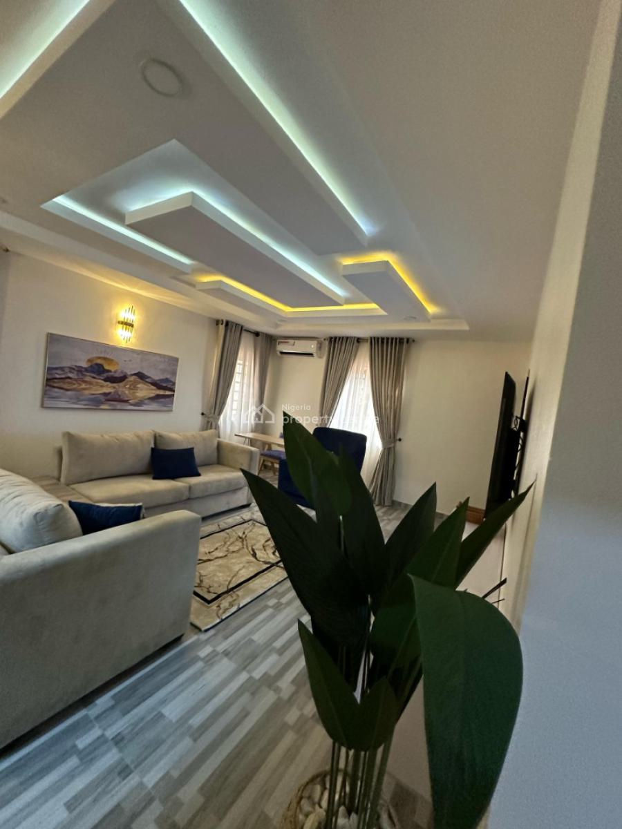 Nicely Furnished 2 Bedroom Apartment, Surulere, Lagos, Flat / Apartment Short Let