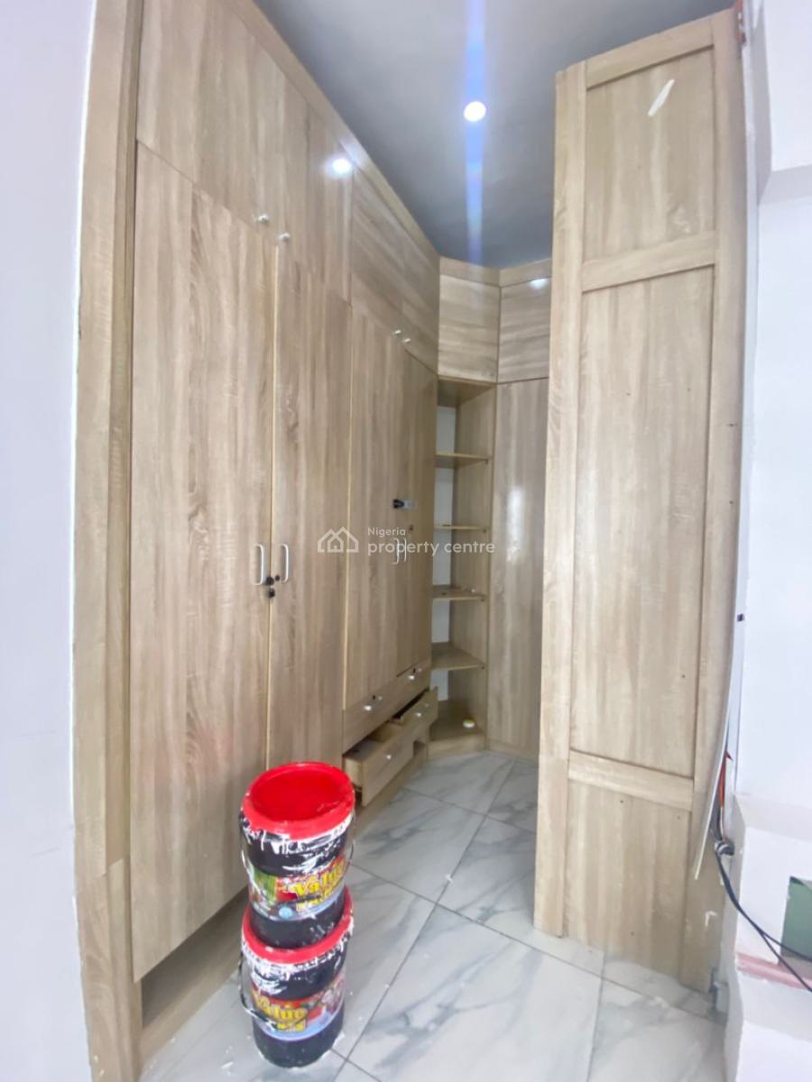 Luxury 1 Room and Parlour, Oral Estate Extension, Lekki Phase 2, Lekki, Lagos, Flat / Apartment for Rent
