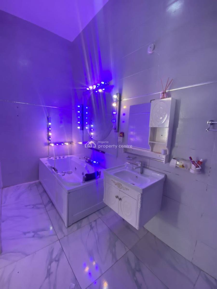 Luxury 1 Room and Parlour, Oral Estate Extension, Lekki Phase 2, Lekki, Lagos, Flat / Apartment for Rent