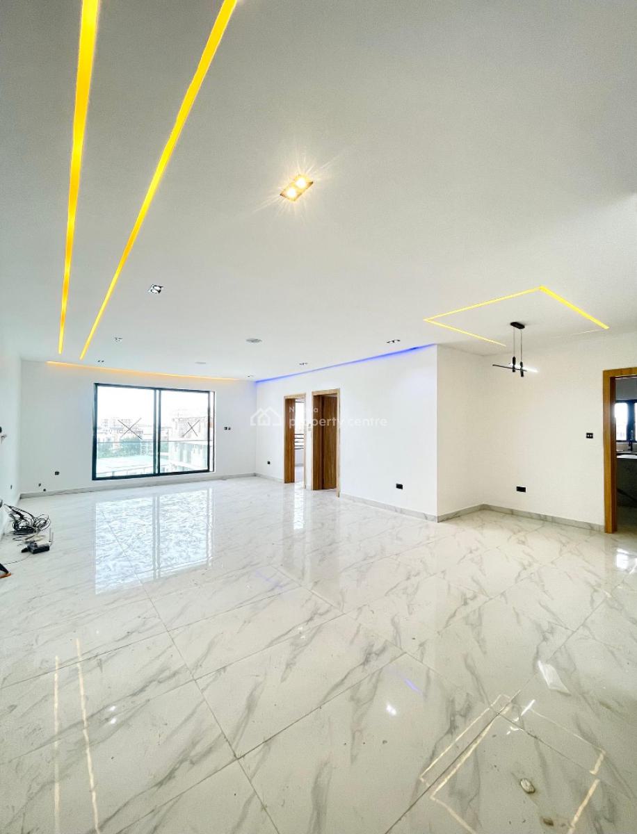 Luxurious 2bedroom Apartment, Lekki Phase 1, Lekki, Lagos, Flat / Apartment for Sale