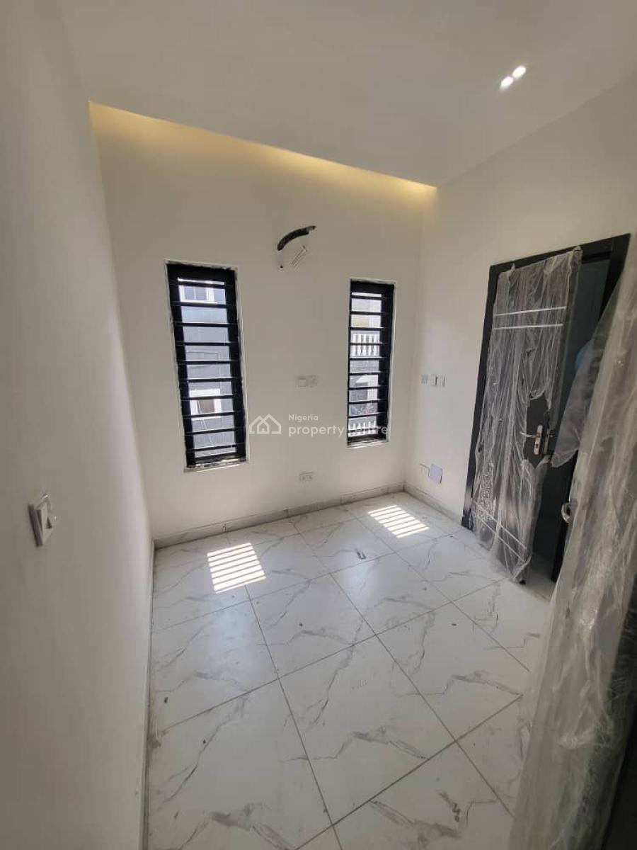 Newly Built 2bedroom Flat at Green View Estate Agungi Osapa, in a Secured Estate at Osapa Lekki Lagos, Osapa, Lekki, Lagos, Flat / Apartment for Rent