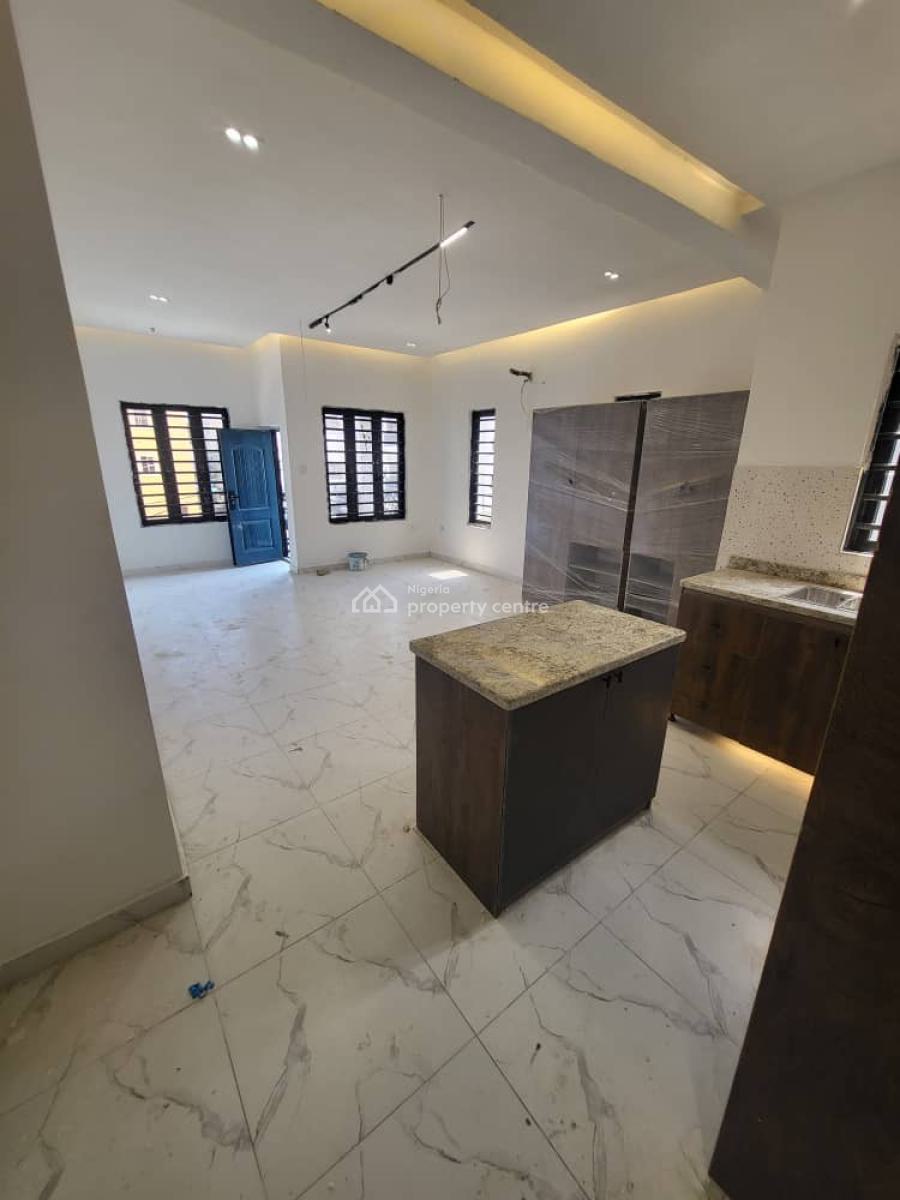 Newly Built 2bedroom Flat at Green View Estate Agungi Osapa, in a Secured Estate at Osapa Lekki Lagos, Osapa, Lekki, Lagos, Flat / Apartment for Rent
