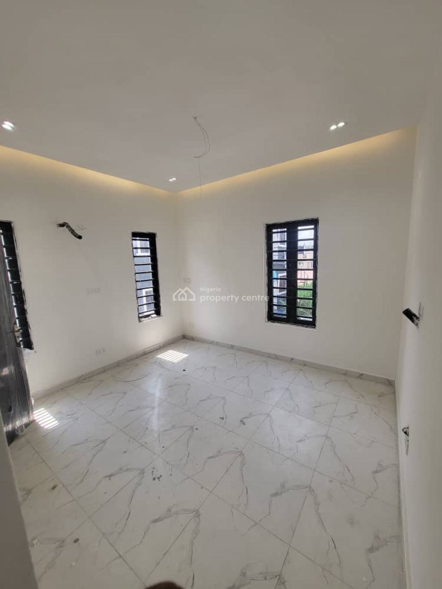 Newly Built 2bedroom Flat at Green View Estate Agungi Osapa, in a Secured Estate at Osapa Lekki Lagos, Osapa, Lekki, Lagos, Flat / Apartment for Rent