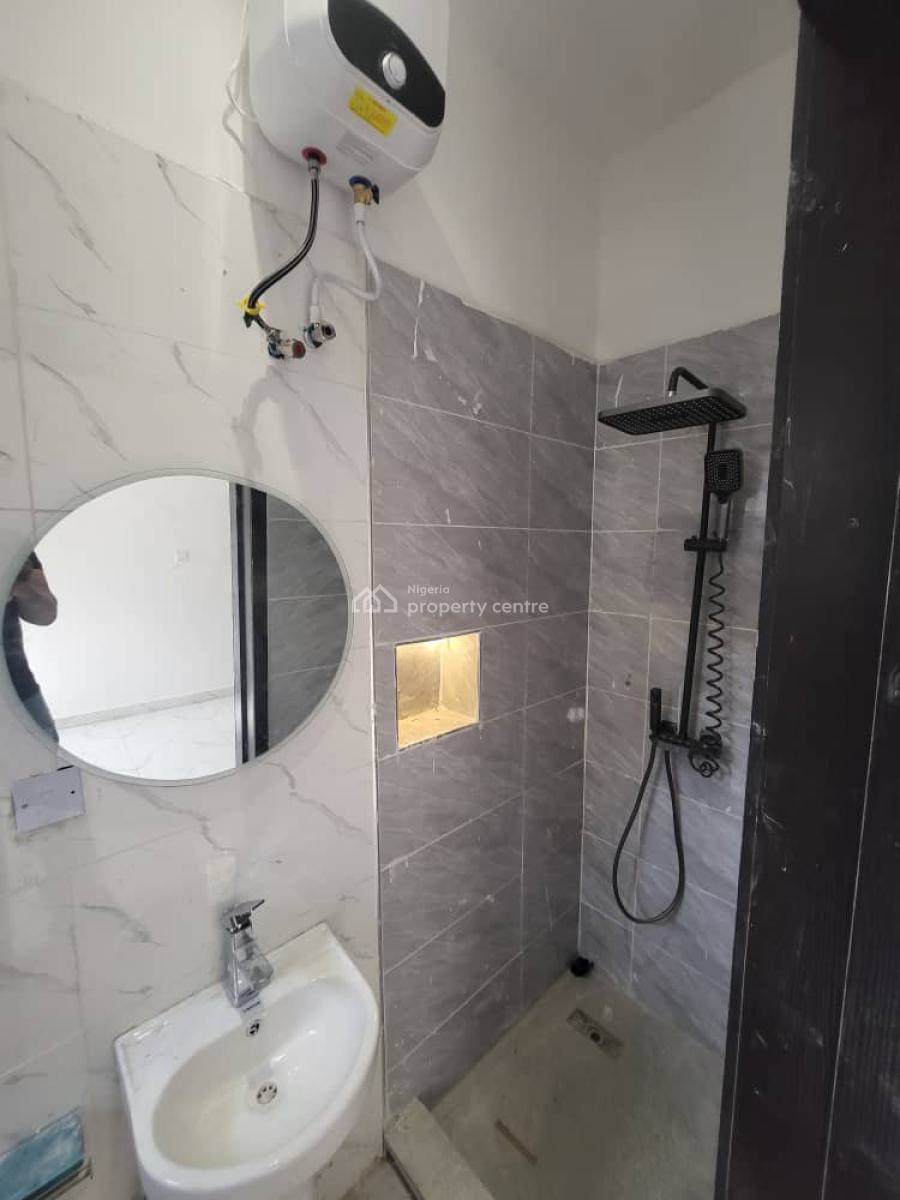 Newly Built 2bedroom Flat at Green View Estate Agungi Osapa, in a Secured Estate at Osapa Lekki Lagos, Osapa, Lekki, Lagos, Flat / Apartment for Rent