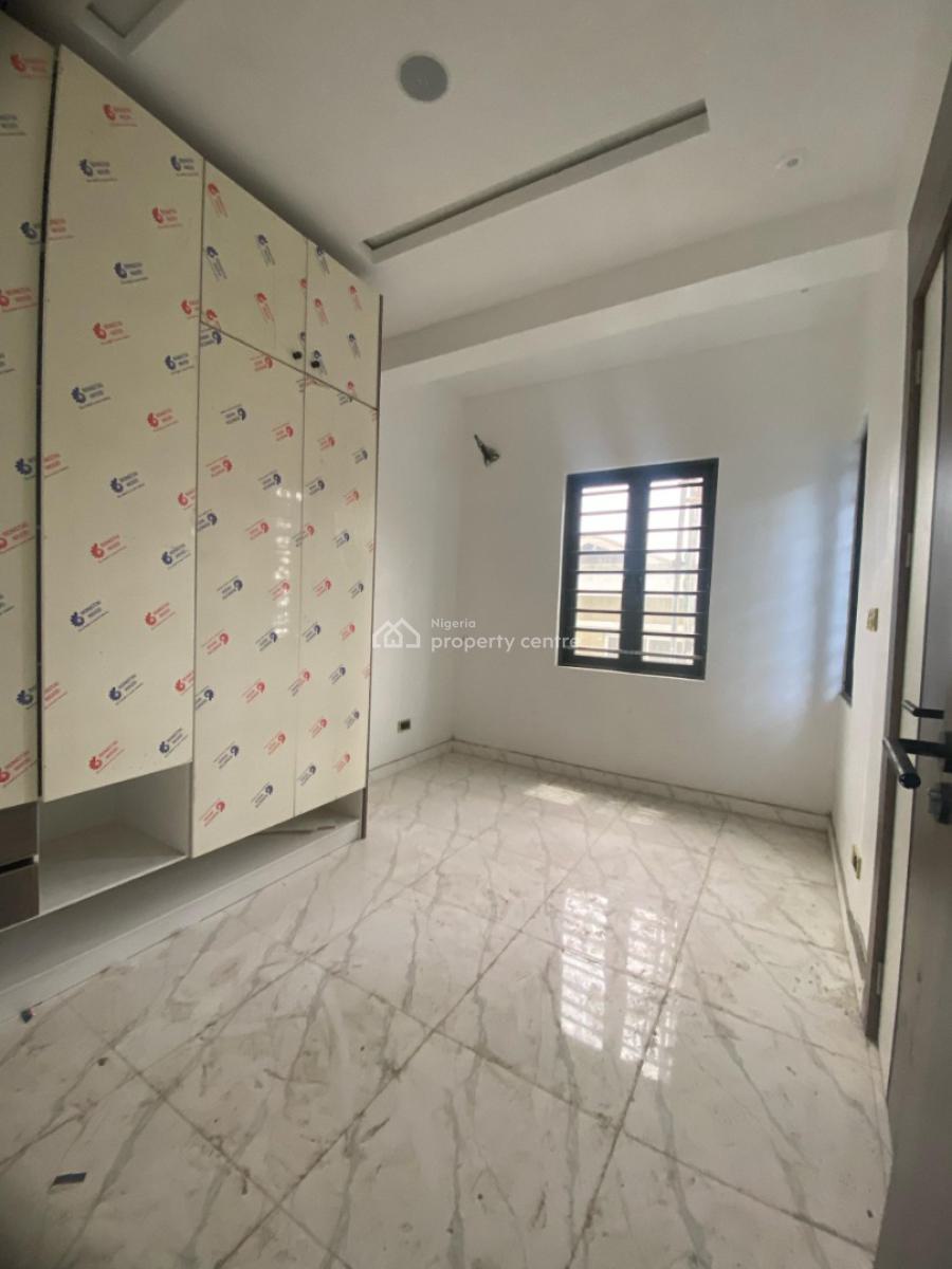 Newly Built 3 Bedroom Apartment, Lekki Phase 1, Lekki, Lagos, Flat / Apartment for Rent