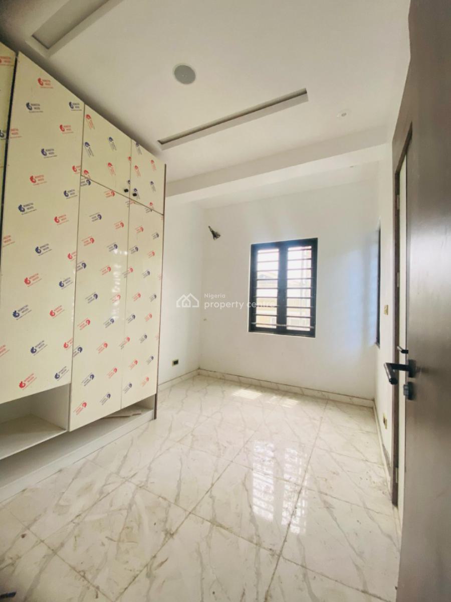Newly Built 3 Bedroom Apartment, Lekki Phase 1, Lekki, Lagos, Flat / Apartment for Rent