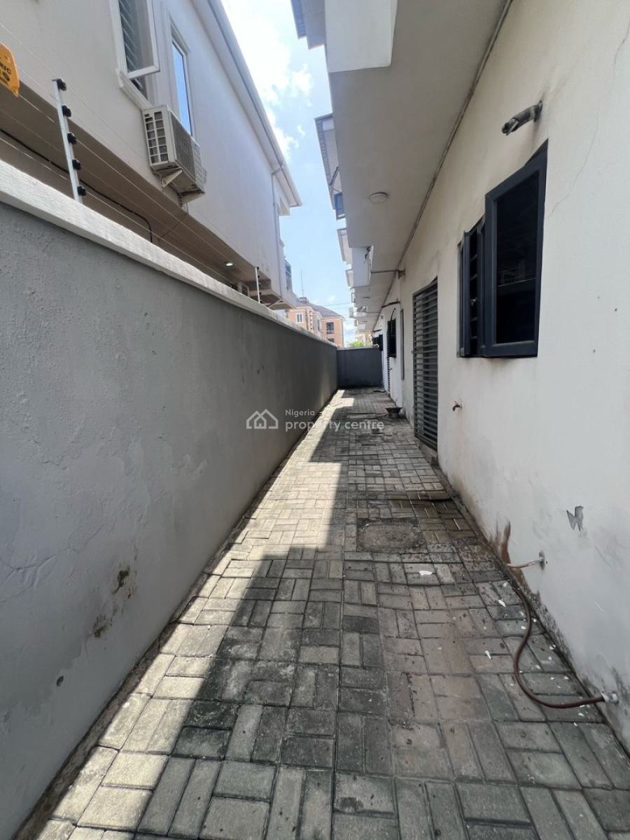 Back Unit Mini Flat, Ikate, Lekki, Lagos, Flat / Apartment for Sale