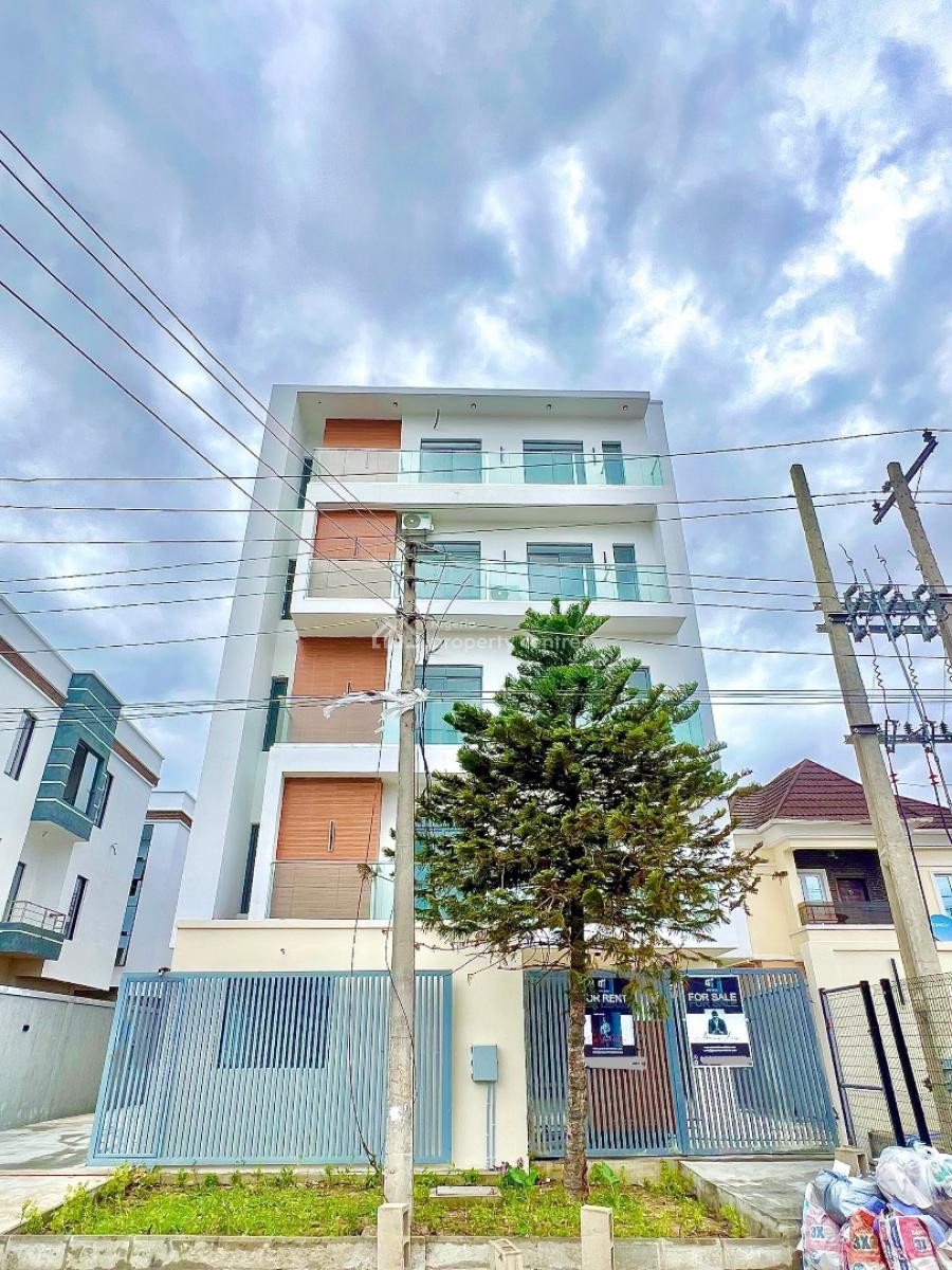 3 Bedroom Apartment with Bq on The 2nd Floor with a Rooftop Swimming P, Lekki Phase 1, Lekki, Lagos, Flat / Apartment for Rent