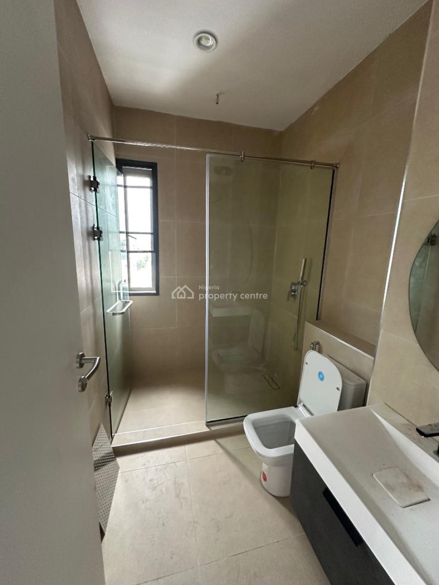 3 Bedroom Apartment with Bq on The 2nd Floor with a Rooftop Swimming P, Lekki Phase 1, Lekki, Lagos, Flat / Apartment for Rent