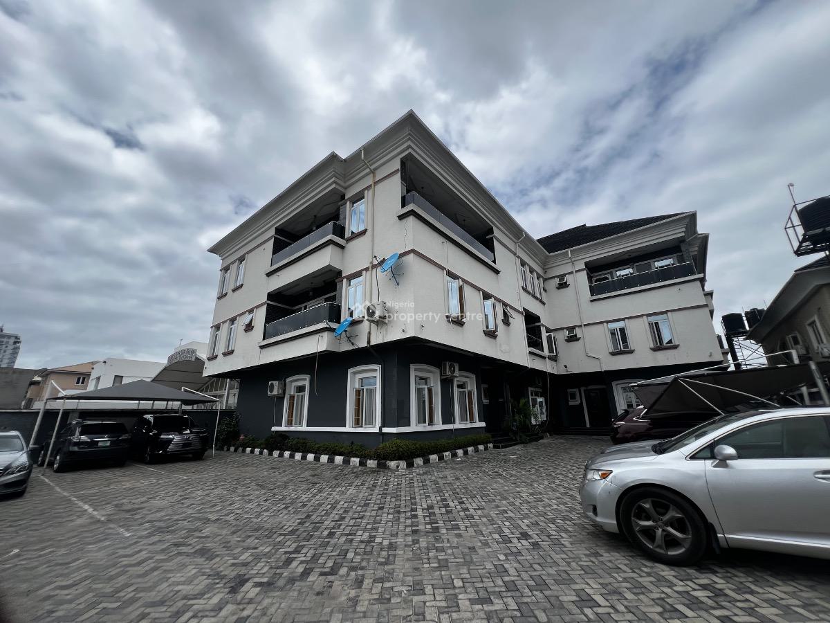 Luxury 3bedroom Serviced Terrace Duplex with a Room Bq, Lekki Right, Lekki Phase 1, Lekki, Lagos, Terraced Duplex for Rent