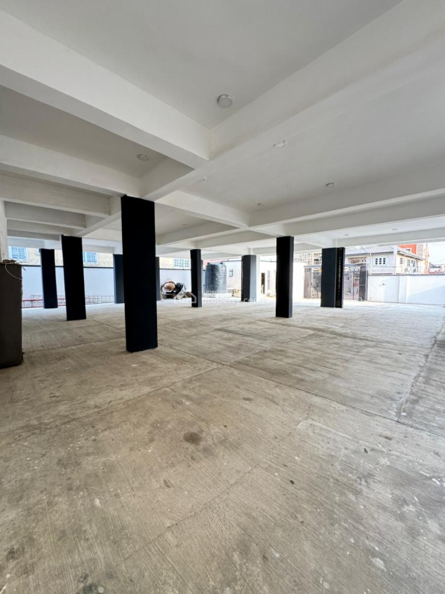 Brand New 3 Bedroom Flats with Bq and Elevator, Lekki Phase 1, Lekki, Lagos, Flat / Apartment for Rent