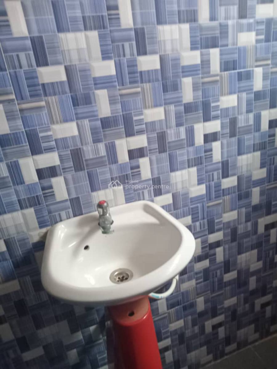 Clean 2 Bedroom Flat on Ground Floor, Ikeja, Lagos, Flat / Apartment for Rent