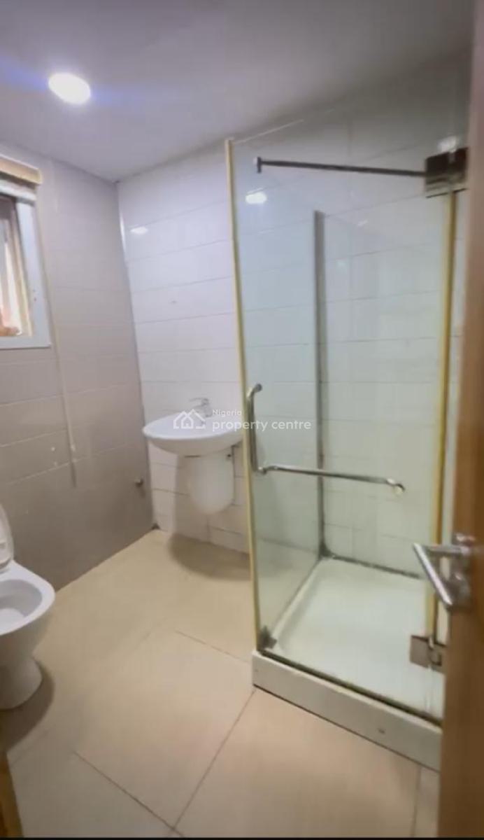 Exclusive 2 Units of Spacious  2 Bedroom Apartment with Plank Kitchen, Lekki Phase 1, Lekki Phase 1, Lekki, Lagos, House for Rent