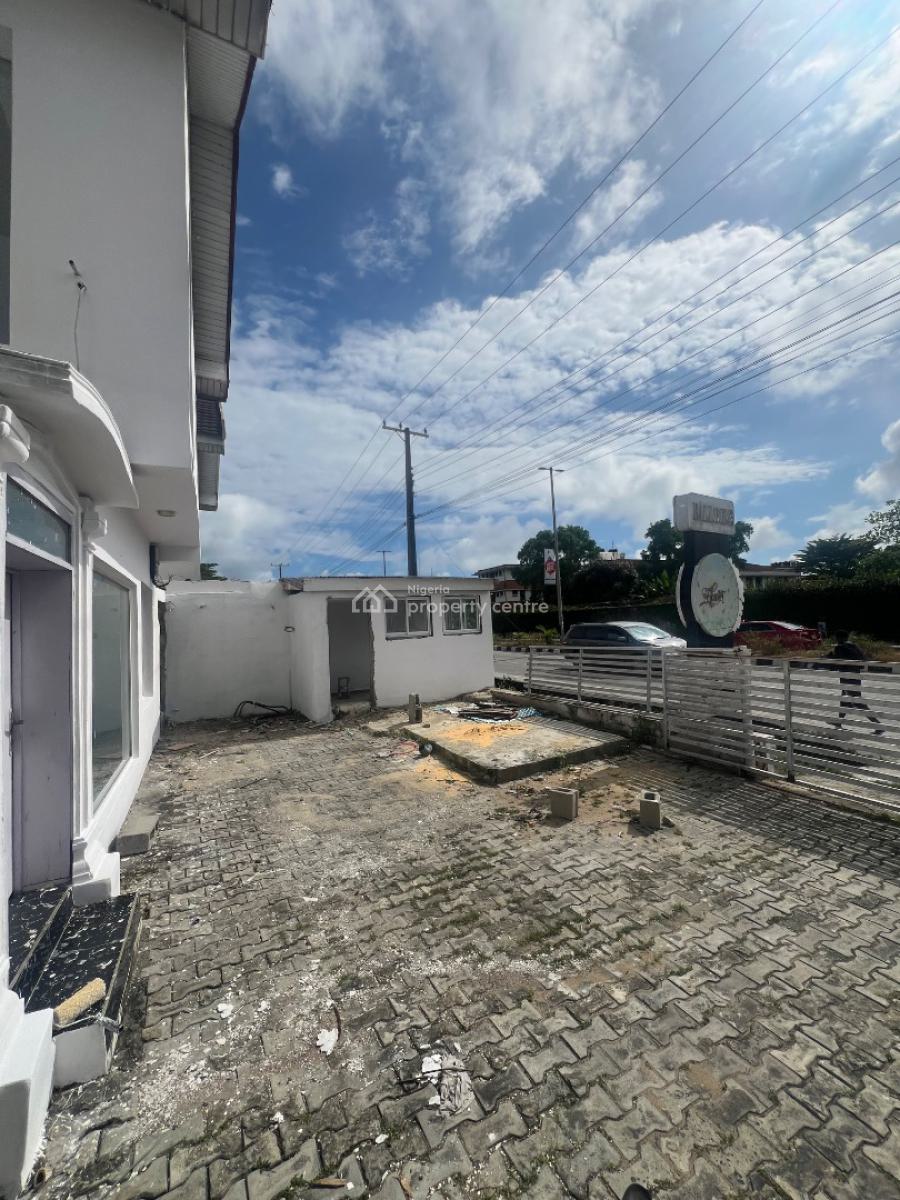Four Units of 50sqm Shop Spaces on a Busy Commercial Road, Lekki Phase 1, Lekki, Lagos, Commercial Property for Rent